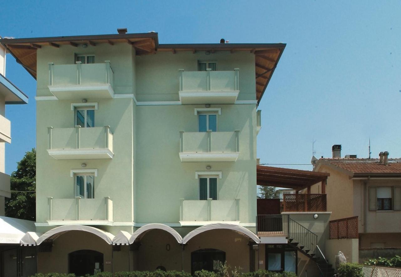 Residence Il Capodoglio Rimini Eksteriør billede