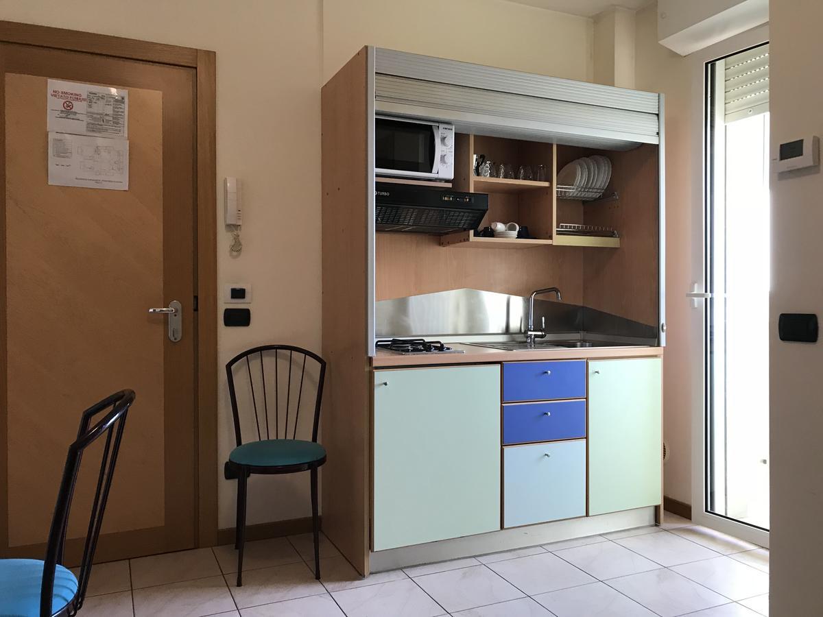 Residence Il Capodoglio Rimini Eksteriør billede